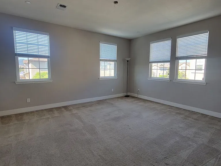 1829 Kelly Pl — Photo 19