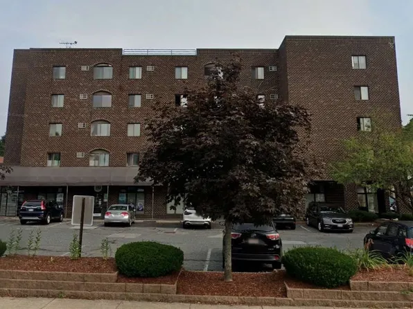 100 Granger Blvd APT 501, Marlborough, MA 01752
