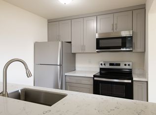 301 S 82nd St #9, Tacoma, WA 98408