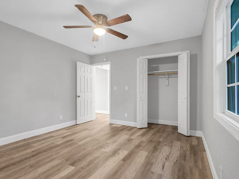 422 S Stone St — Photo 21