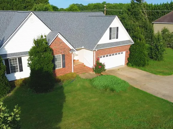3652 New Cut Rd, Inman, SC 29349