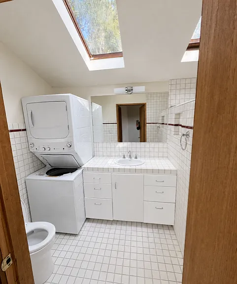 12 Neila Way — Photo 8