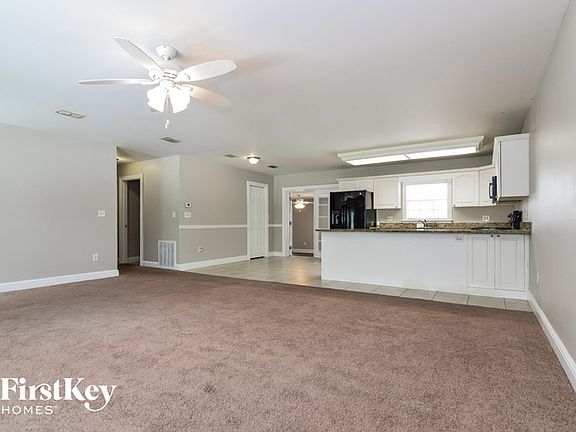 4th image of 12728 Linda Dr