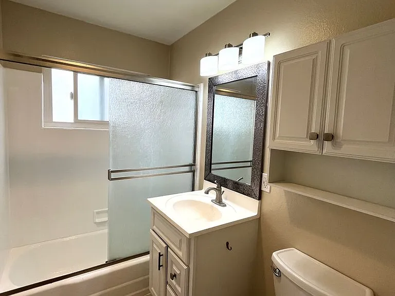 cmr3004 — Photo 15