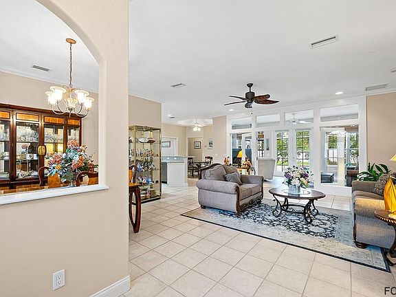 4th image of 92 Barrington Dr