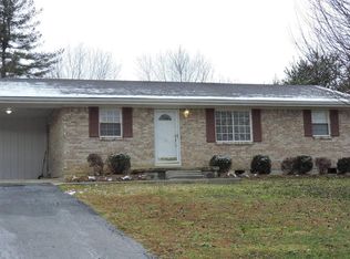 31 Oak Hill Dr, Stanton, KY 40380