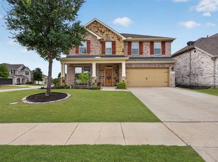 1637 Pike Dr, Forney, TX 75126