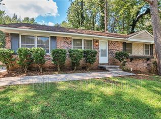 484 Evergreen Dr, Forest Park, GA 30297