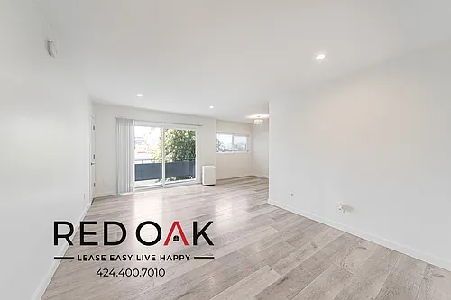 254 S Normandie Ave Photo 1