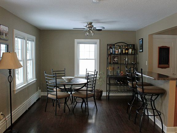3rd image of 609 Leavens Ave