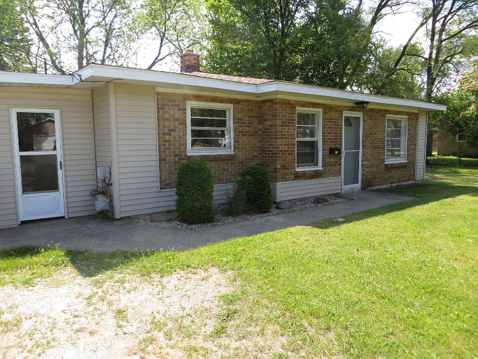 1st image of 210 Martindale St