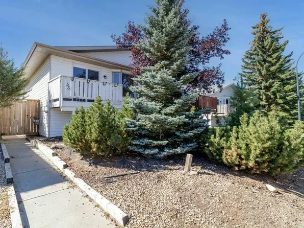 33 N Eggleton St, Red Deer, AB T4R 2L2