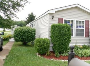 6403 Bugby Dr, Madison, OH 44057