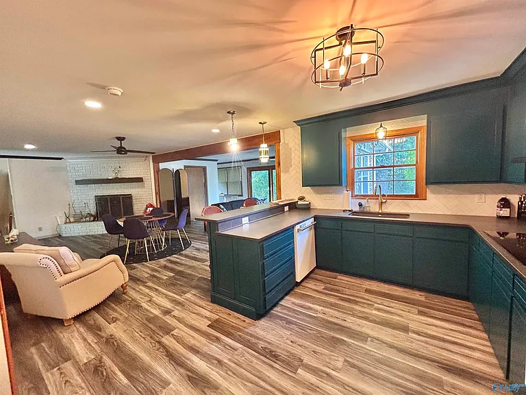 7604 Teal Dr SW — Photo 3