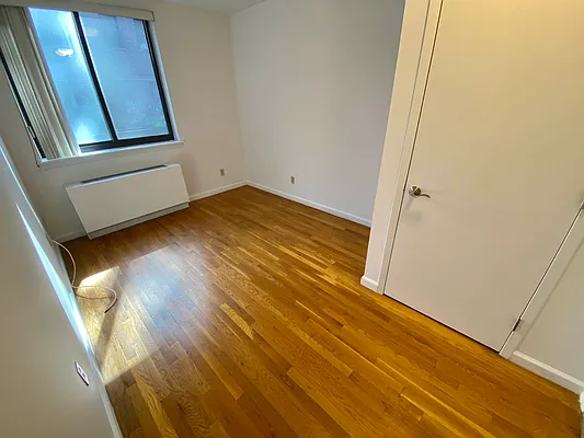 Rented by J PRESTON AND ASSOCIATES INC | media 21