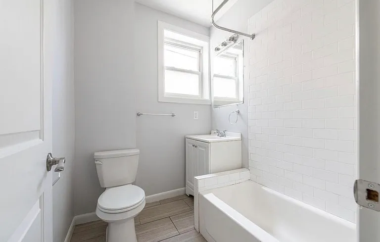 2649 S Bouvier St — Photo 16