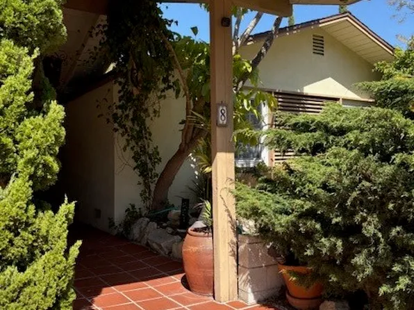 8 Silver Spring Dr, Rolling Hills, CA 90274