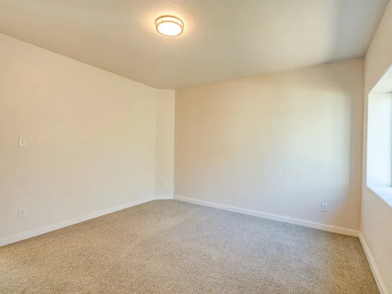 818 E Cucharras St — Photo 13