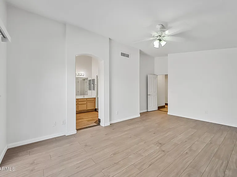 4436 E Mountain Sage Dr — Photo 16
