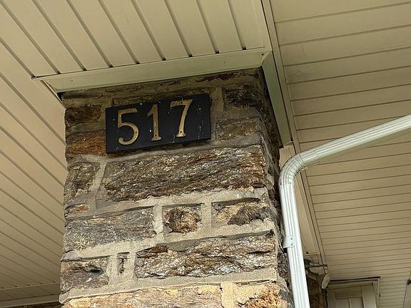 2nd image of 517 W Midvale Ave