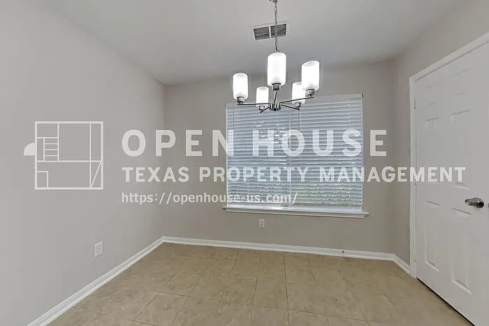 3 bed, 2.0 bath, 1585 sqft, $1,950 — Photo 4