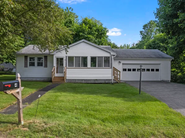 4 Organug Lane, York, ME 03909