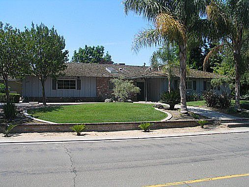 Beautiful Single Story Ranch Style Home