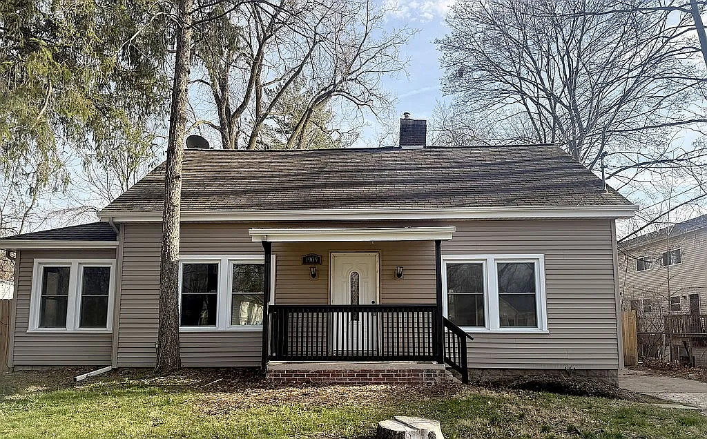1909 W Holmes Rd photo 1