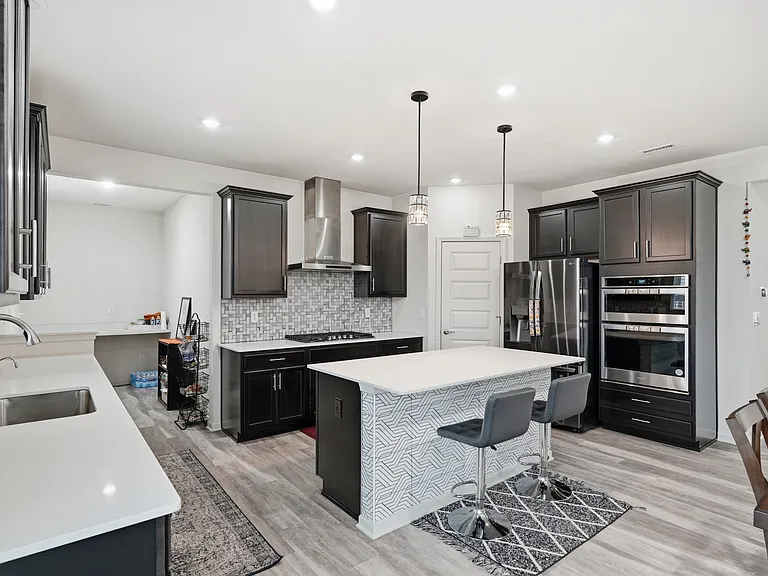 15278 Portobello Pl — Photo 36