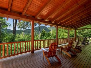 29 Woodpecker Way, Keene, NY 12942