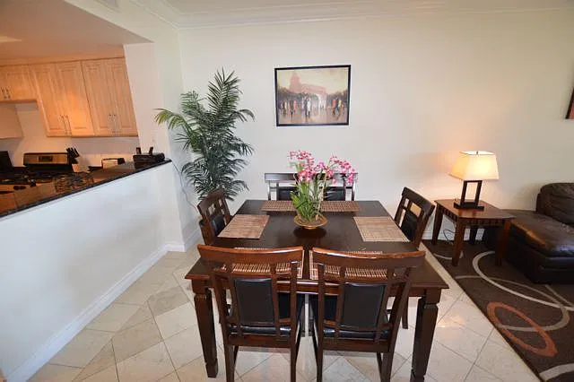Meridian - 2 Bed | 2 Bath Furnished Condo — Photo 4