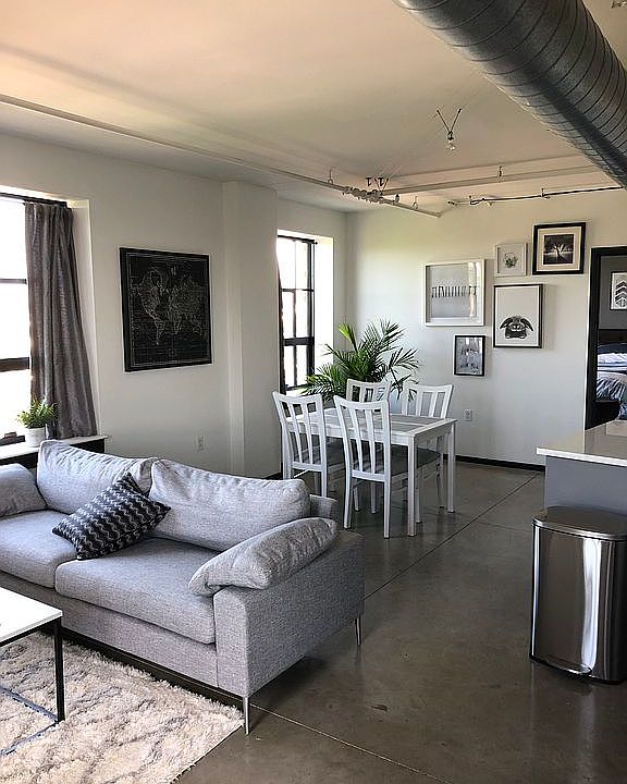 1st image of 1720-1724 Chouteau Ave #503