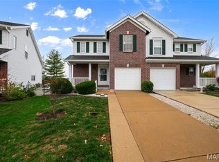 10349 Tiffany Village Circle Dr, Saint Louis, MO 63123