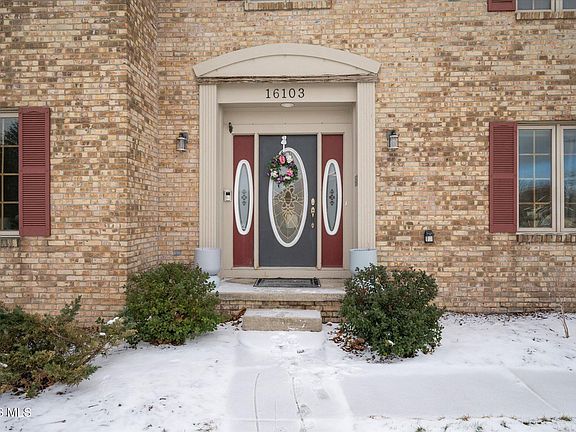 4th image of 16103 Normandy Rd S