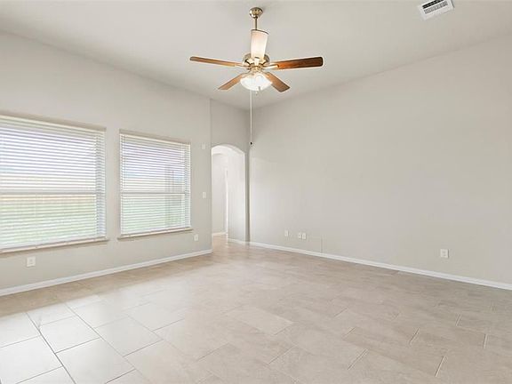5th image of 4419 Pale Fox Ln