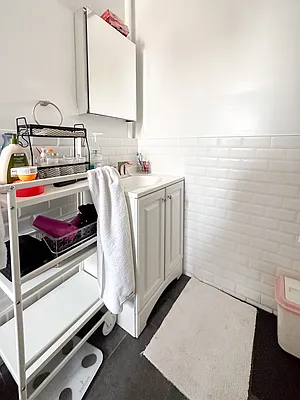 Rented by Oxford Property Group | media 4