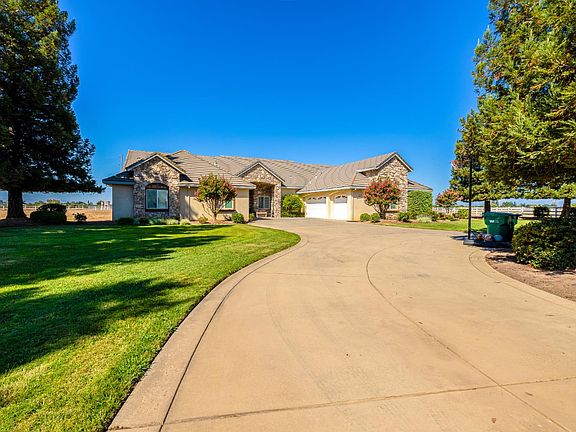 2nd image of 16551 N Manor Ln