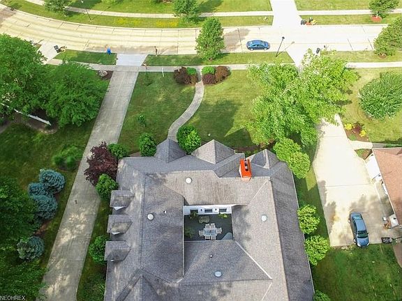 2nd image of 705 Creekview Dr