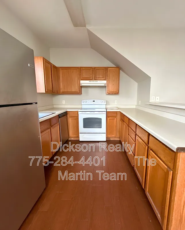 2 bed, 2.0 bath, 1170 sqft, $1,950 — Photo 2