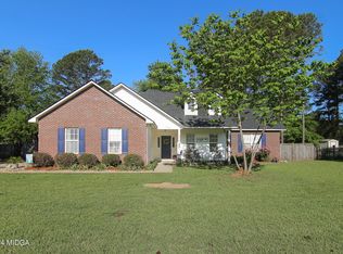 524 Loxley Dr, Warner Robins, GA 31088