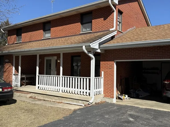 2518 N Freedom Dr, McHenry, IL 60050