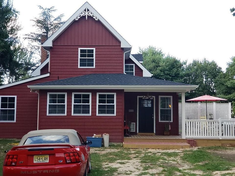 2nd image of 602 N White Horse Park