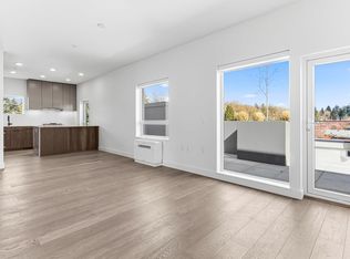 3590 W 39th Ave #302, Vancouver, BC