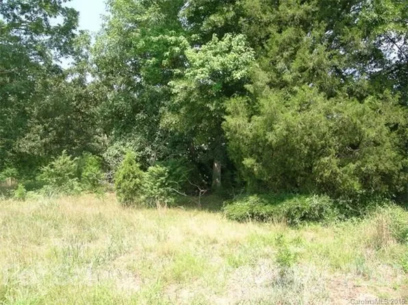5061 S Tryon St, Charlotte, NC 28217