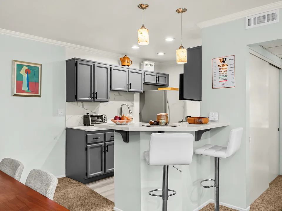 436 N Bellflower Blvd #201