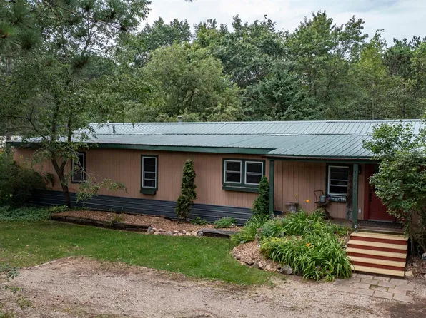 E2638 Marion Ln, Waupaca, WI 54981