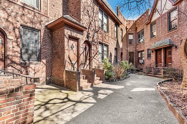 Sold by Compass | media 58