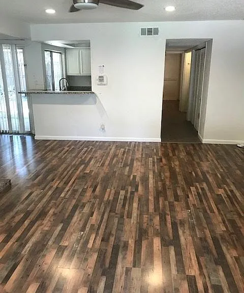 Sceptre Cir — Photo 1