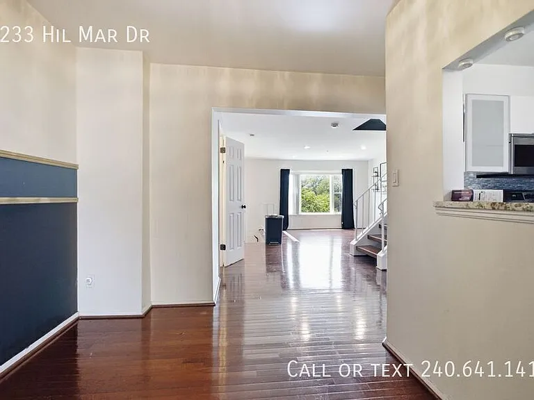 5233 Hil Mar Dr — Photo 8