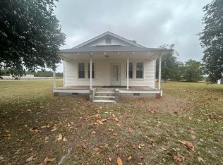 481 Ott Sisters Rd, Saint matthews, SC 29135